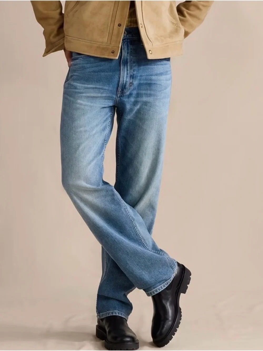 Banana Republic Men's Authentic Straight denim Jeans Blue light Wash 33x34